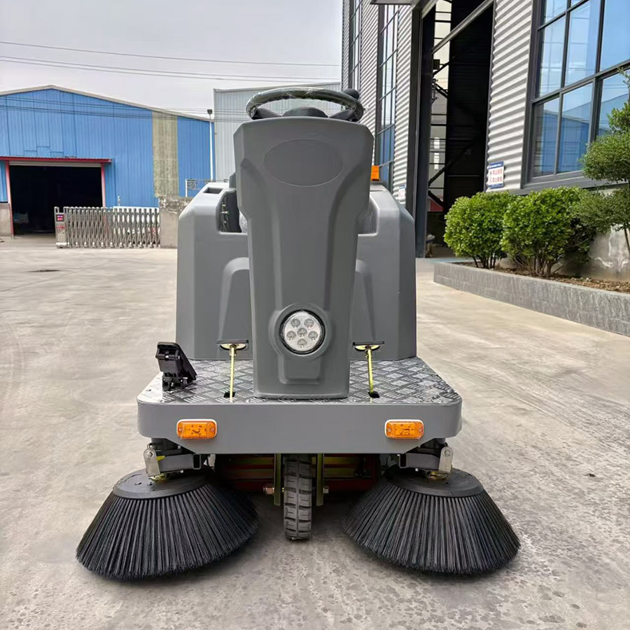 Electric Floor Street Sweeper Ride on Household Road Park Cleaning Sweeper Factory
