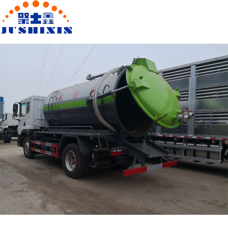 Green High Capacity Sanitation Vehicle Vacuum Sewage Suction Sewer Septic Cleaning Truck