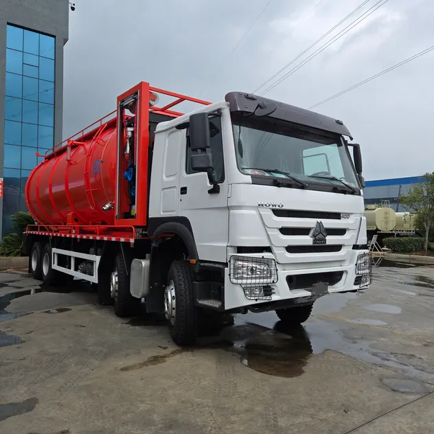 HOWO Suction Truck 3