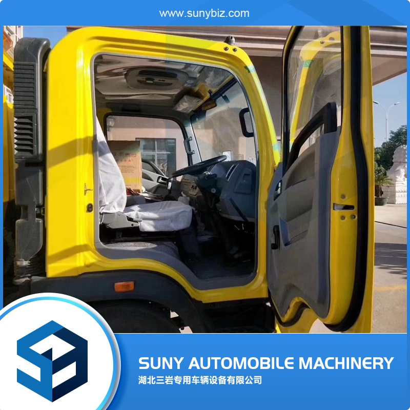 Light Duty Rhd 4X2 Sino HOWO Flatbed Wrecker Towing Truck