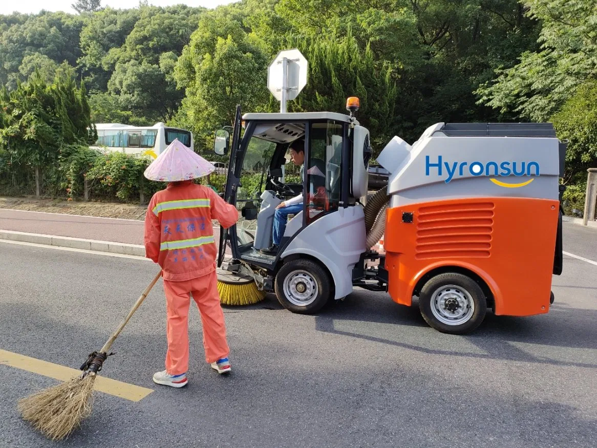 Hrs-2800d Ride on Street Road Sweeper Car Cleaning Machine Industrial Automatic Floor Sweeper