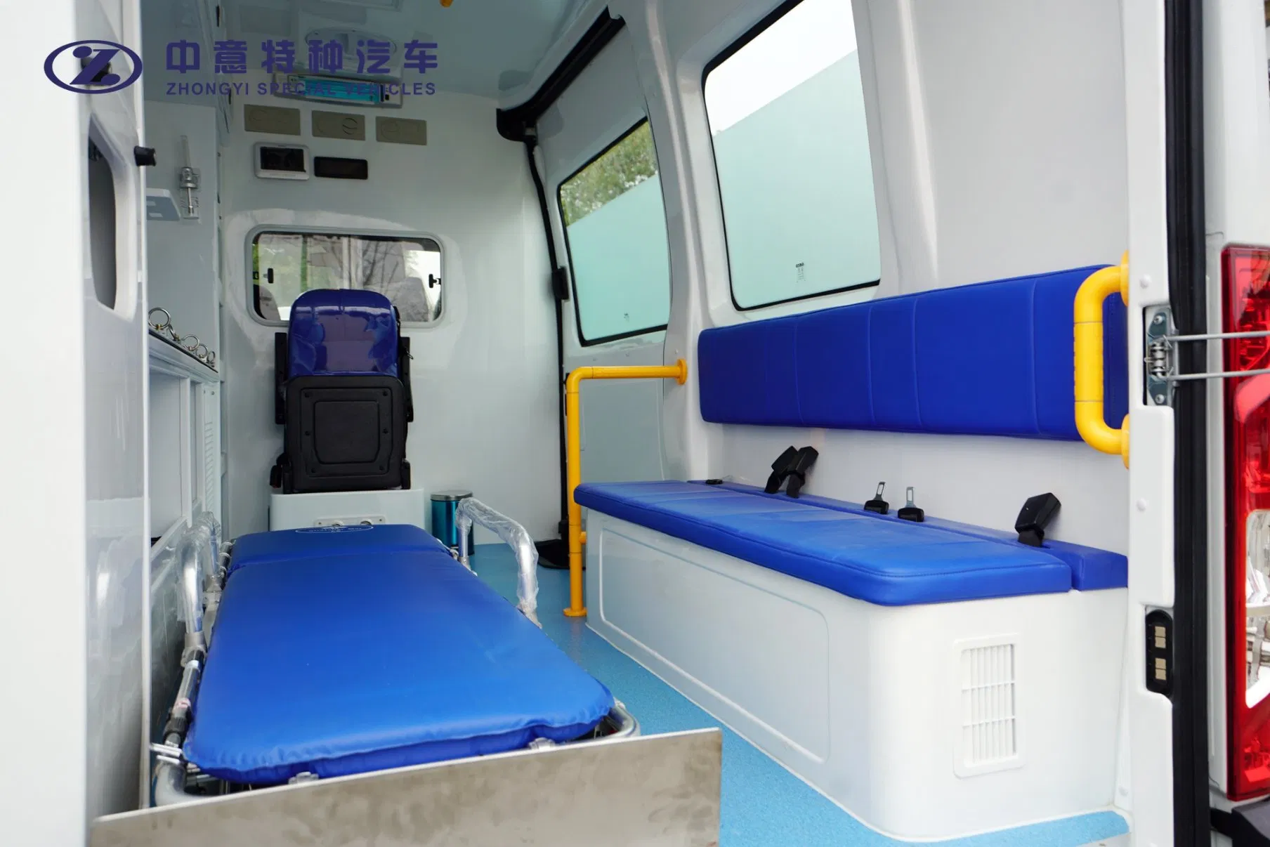 Comfortable Easy to Sterilize Emergency Ambulance for Accident Scene Rescue