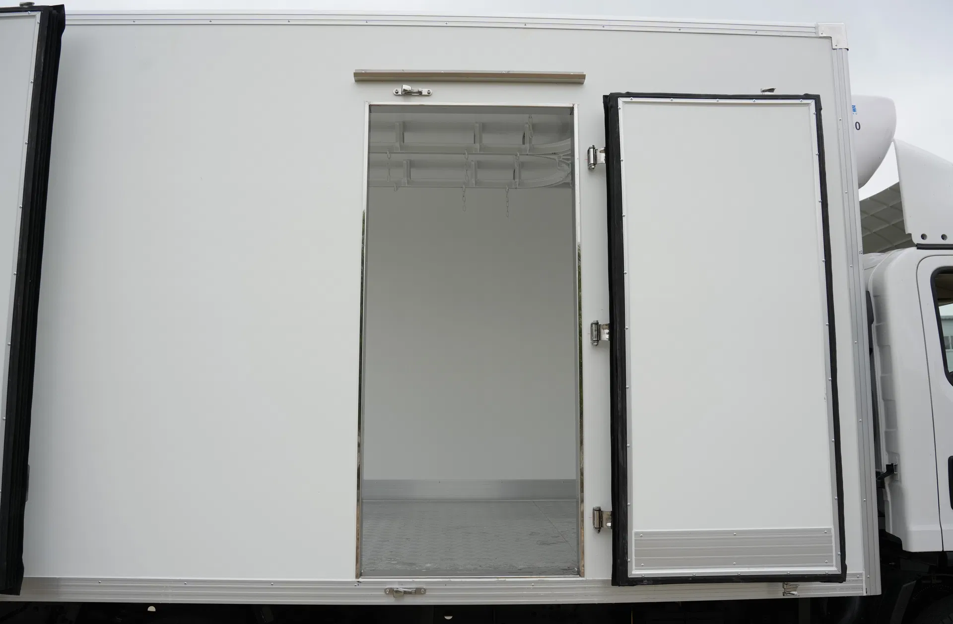 Refrigerated Truck View 3