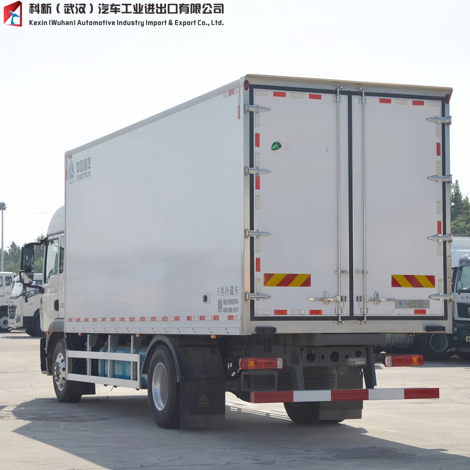 Shacman Foton Dongfeng 4X2 6X4 10-30ton Electric Car Ice Cream Refrigerated Cargo Van Box Mini Refrigerator Truck Freezer Truck Cold Chain Food Truck for Sale