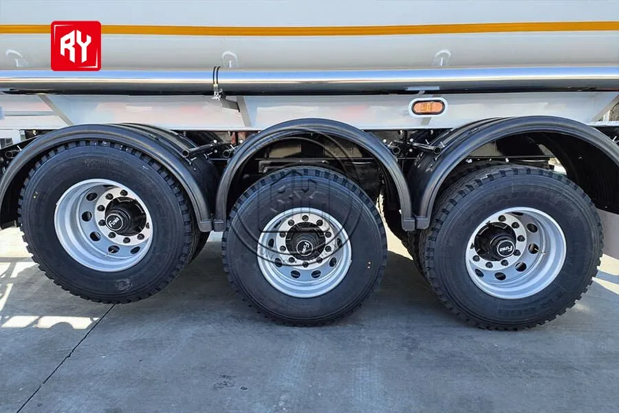 Fuel Tanker Side Detail