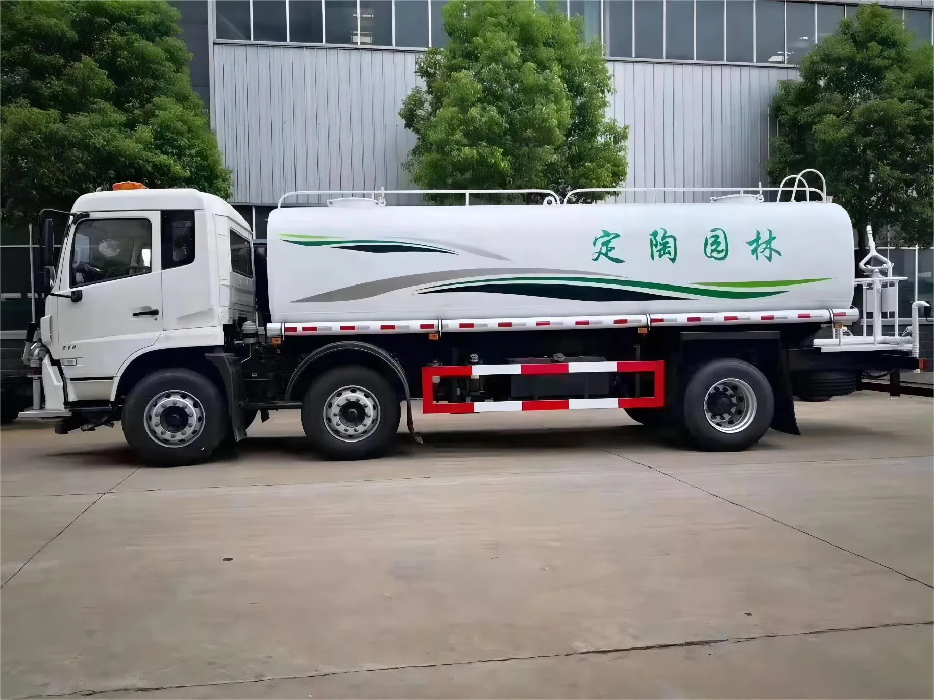 Dongfeng 6X2 Water Tank Sprinkler 16000L 18000L Sprinkle Water Bowser