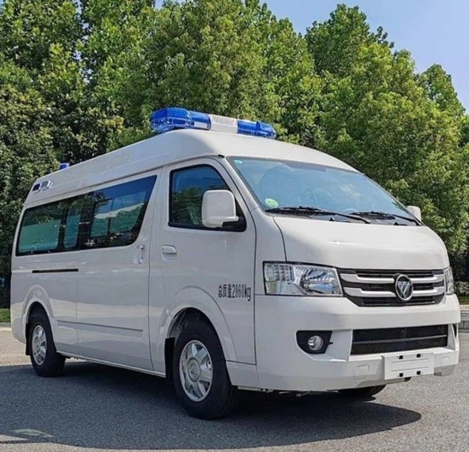 Foton G9 Manual Transfer Ambulance Monitoring Type Emergency Medical Vehicle The Manufacturer Is Selling at a More Favorable Price