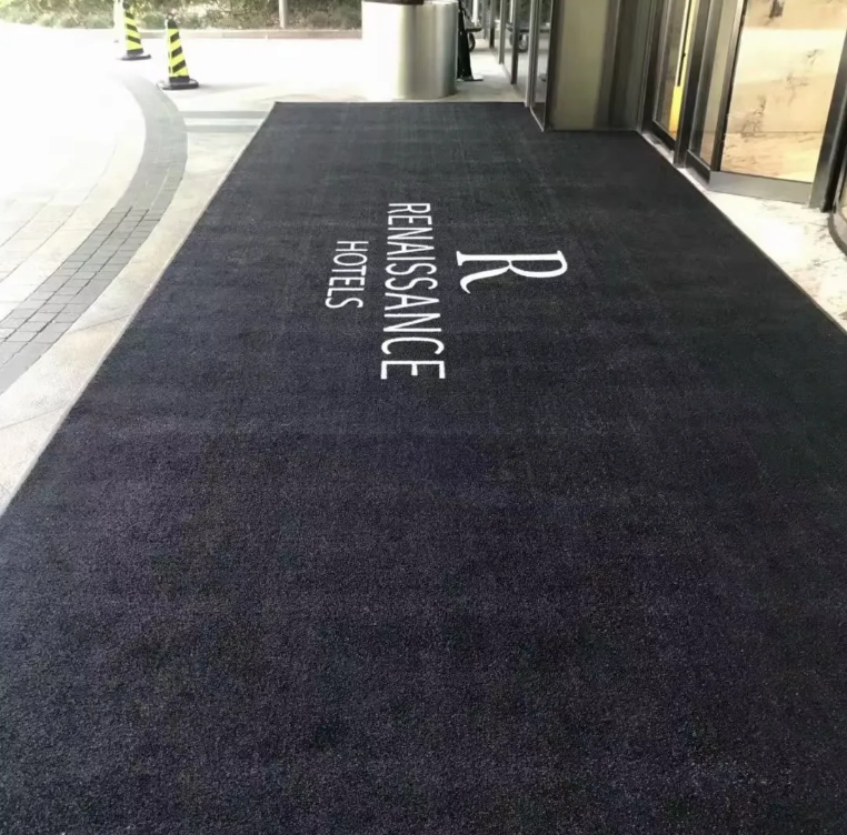 China Custom Logo Wholesale Anti-Mud Mats Nylon PVC Bottom Door Mat Non-slip Water Absorption Wide Stripe Hotel Entrance Rubber Carpet Suppliers, Factories