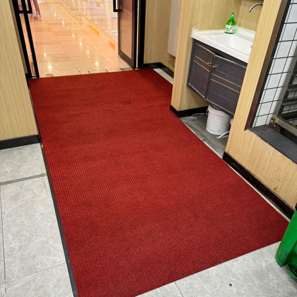 High-Quality Roll Commercial Rib Entrance Mat Double-Ribbed Runner Rug Non-Slip PVC Backing Heavy Duty Floor Mats for Indoor Outdoor Use for Offices, Schools, Lobbies Manufacturer, Manufacturers