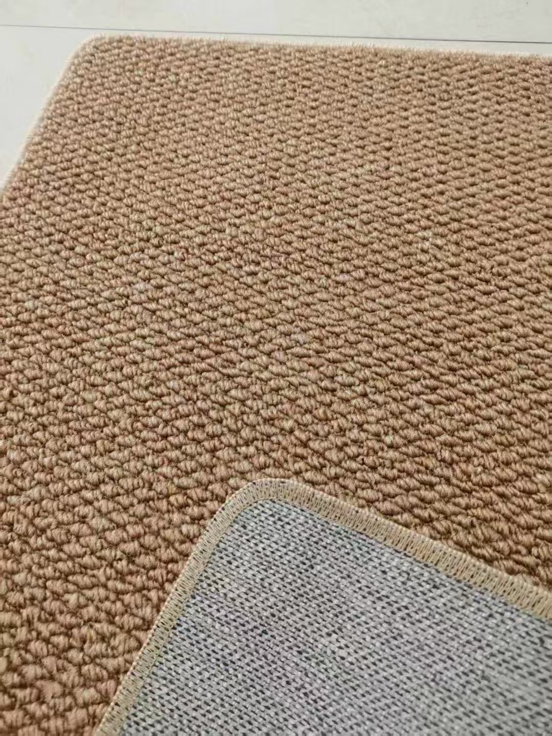 High-Quality Comfortable Fluffy Soft Polyester Fibers Fabric Rug Mat Carpet Manufacturer, Supplier