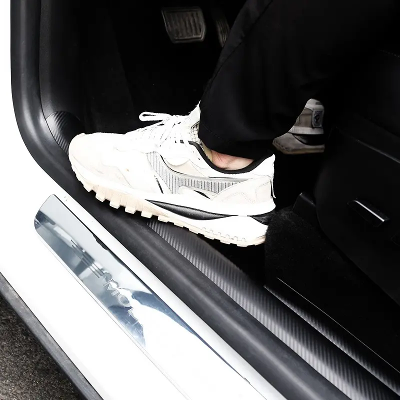 Custom 3D Carbon Rear Door Protector Strip - 2 Pack Fit Tesla Model Y TSL80151 Manufacturers, Factories