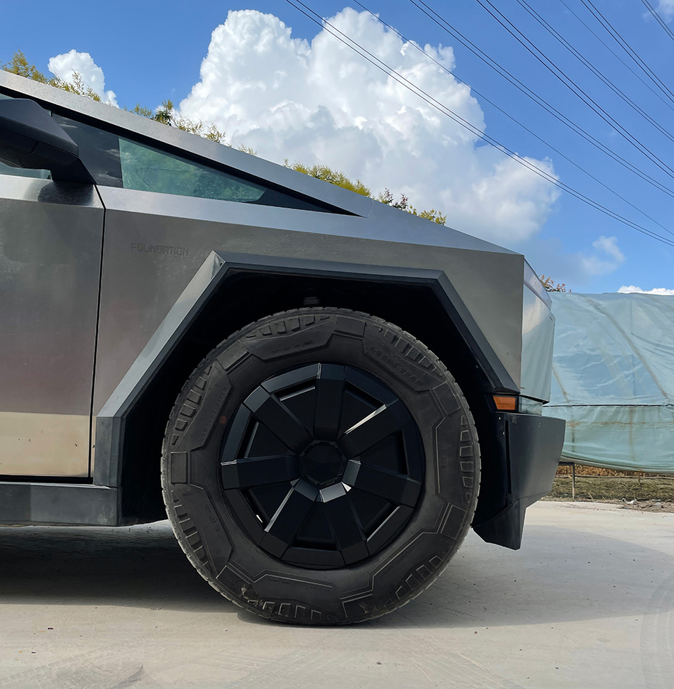 Tesla Cybertruck Wheel Cover 1