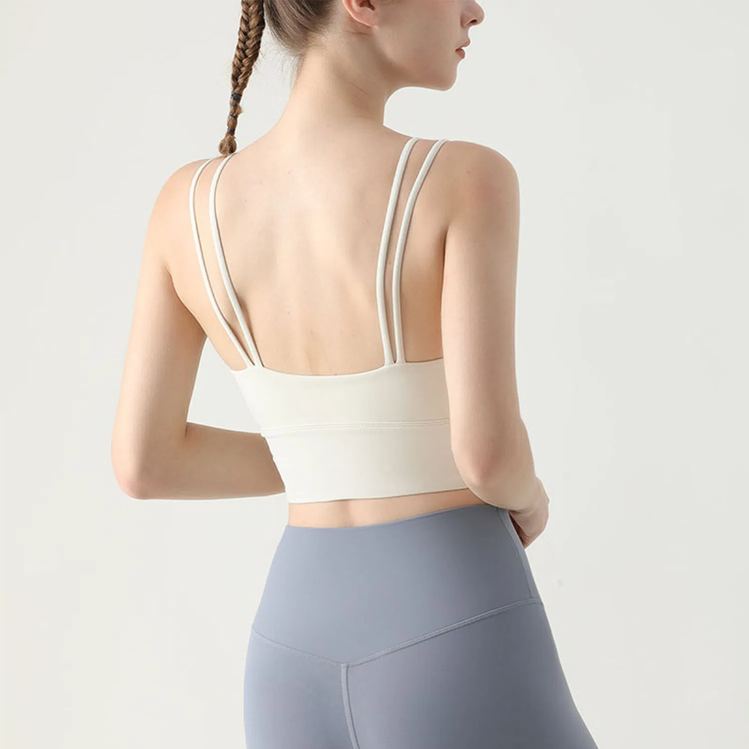 Qumor Sportswear Women Sustainable Fitness Apparel Sports Bra Yoga Gym Wear