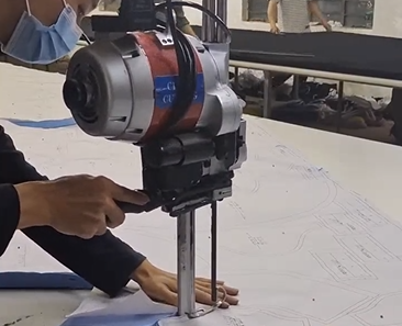 Cutting machine
