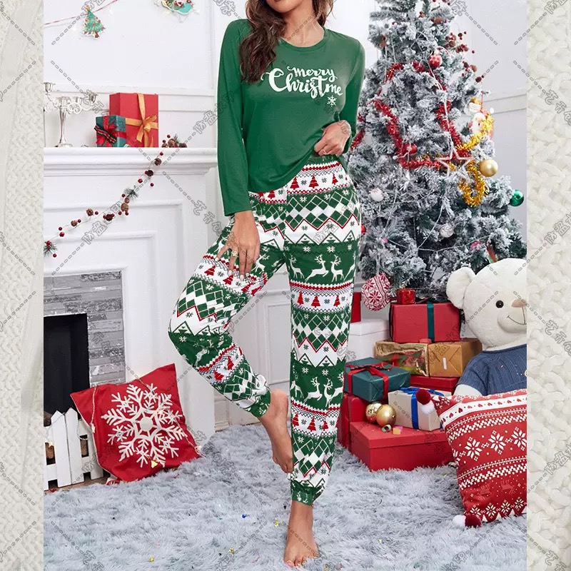 Wholesale Ladies Xmas Loungewear-Long Sleeve Holiday PJs for Women