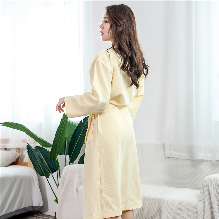 Bathrobe Image 17