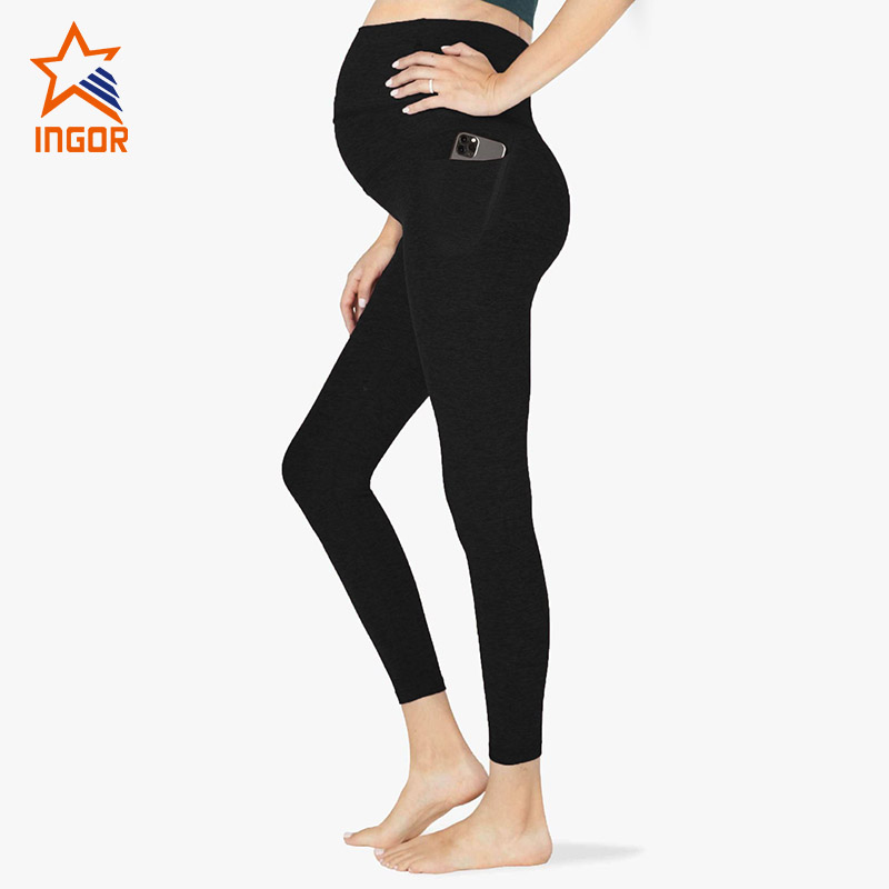 Maternity Legging Detail 3