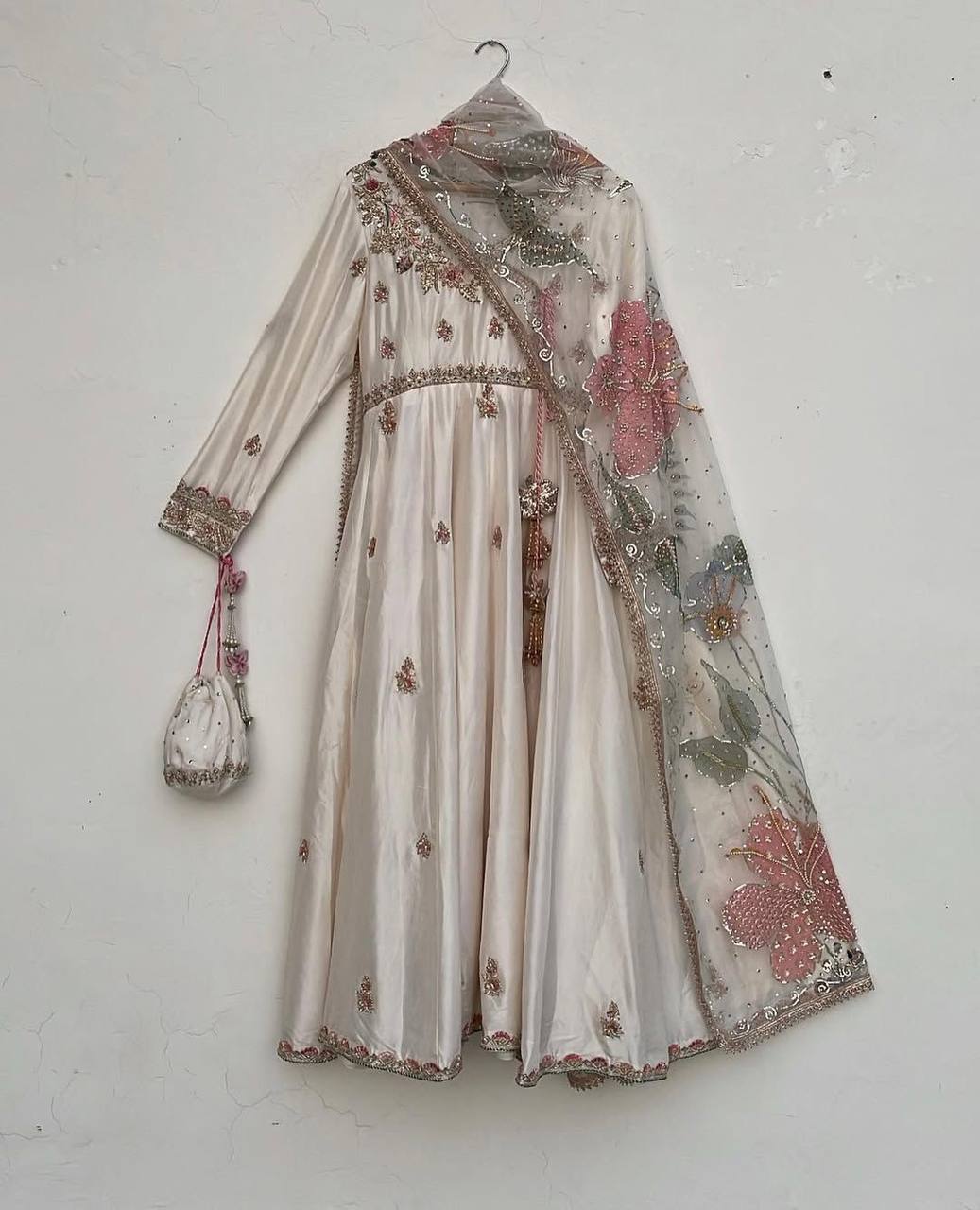 Product Detail View 9