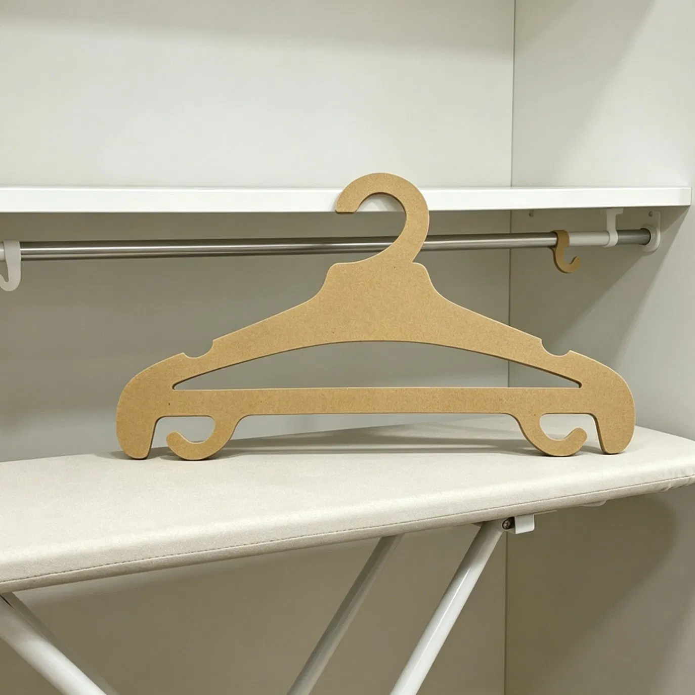 Bulk Customizable Sturdy Biodegradable Paper Hangers, Sustainable Display for Retail &amp; Apparel Stores