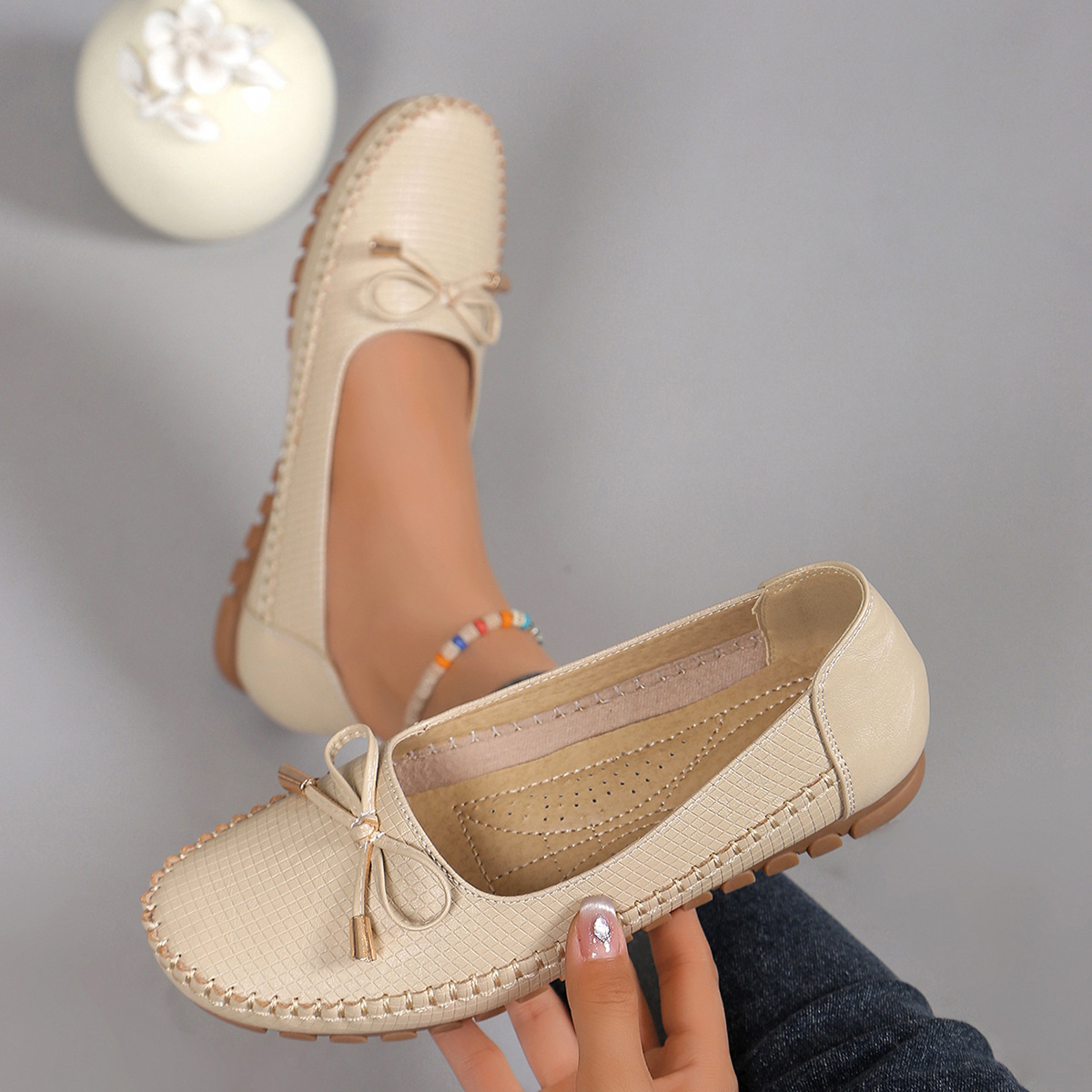 Comfortable Beige Women's Casual Loafers,Lizard Pattern Slip-On Flats With Bow,Hand Stitched Flexible Sole Ballerina Shoes