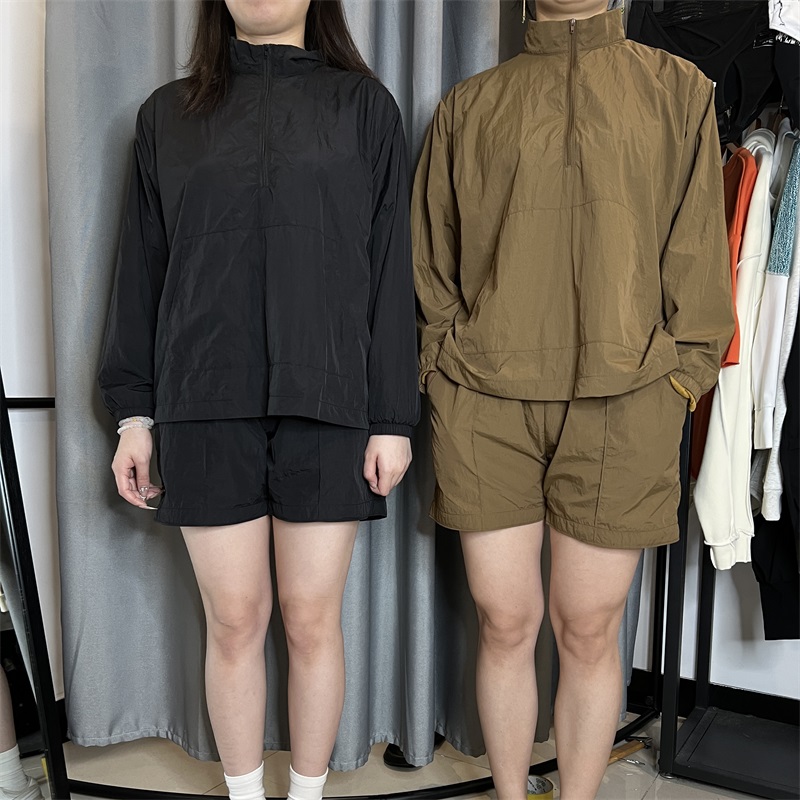Women Outdoors Clothing Custom Lightweight Windbreak Waterproof Windbreaker Shorts Set Nylon Tracksuit