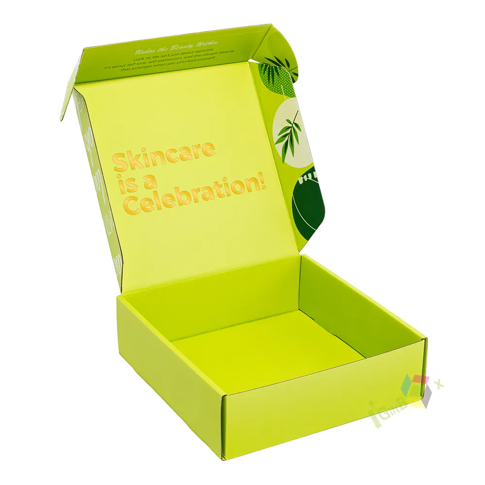Eco-Friendly Luxury Apparel Shipping Box for Sustainable Packaging