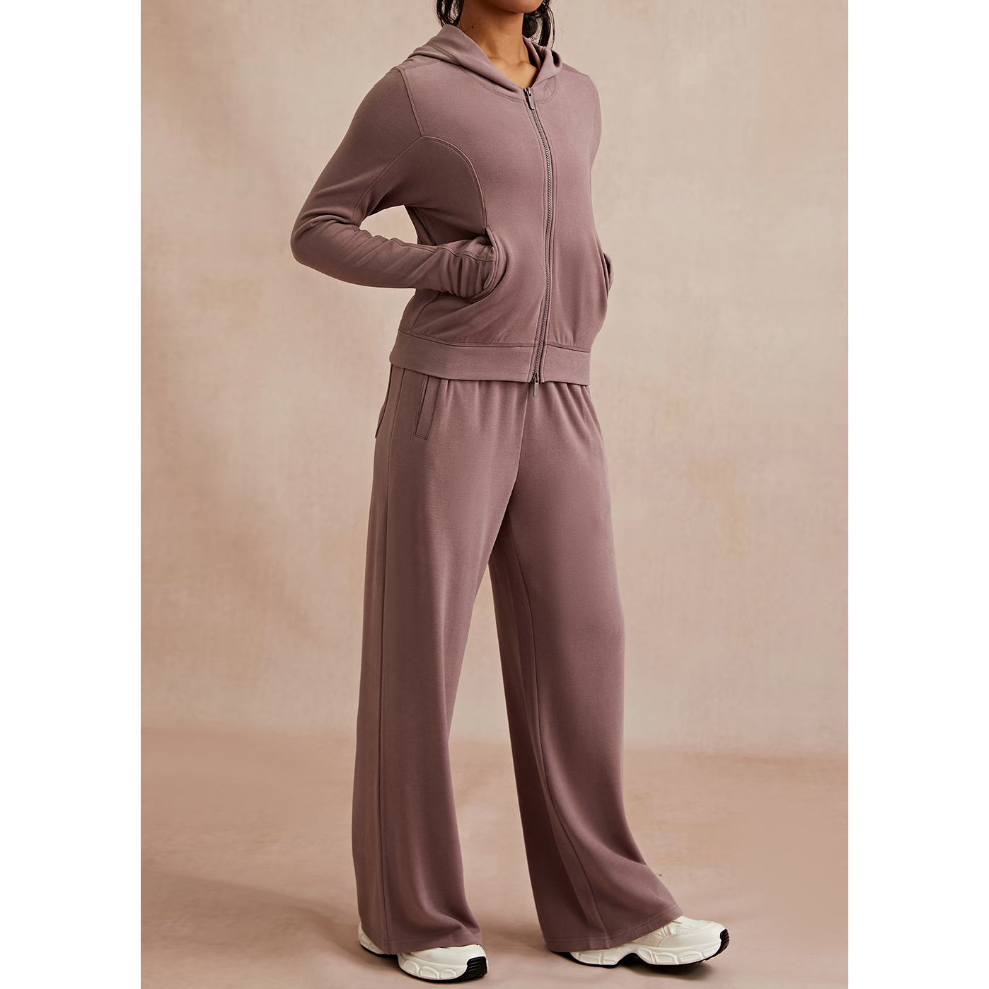 Track Suit Image 1