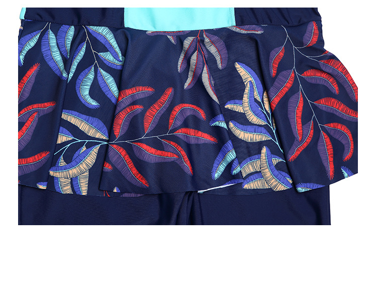 Swimsuit Detail 9