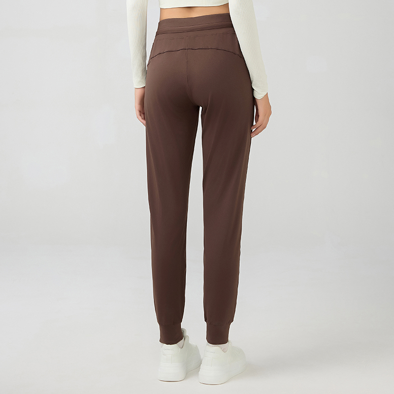 Track Pants Detail 7