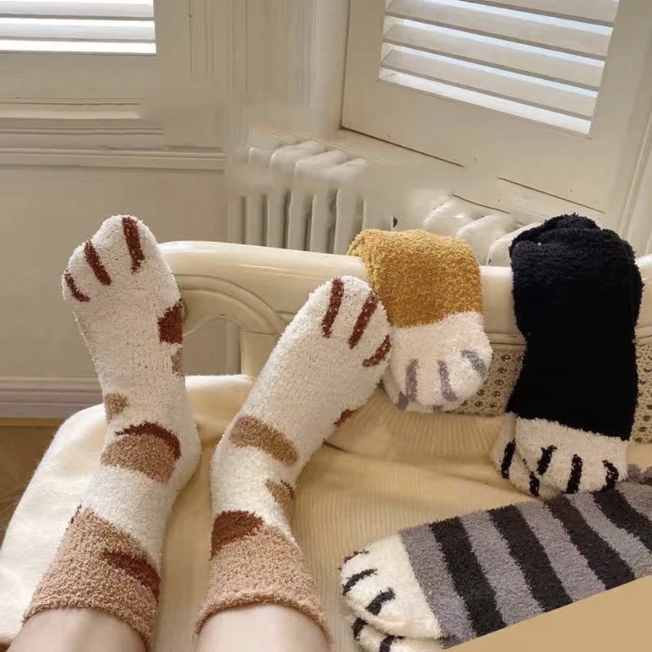 Wholesale Women's Cozy Microfiber Sleep Socks Novelty Cat Paw Design Warm Fuzzy Crew for Winter Season