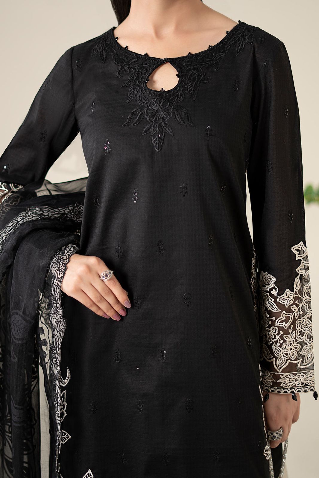 Ethnic Dress Style 3