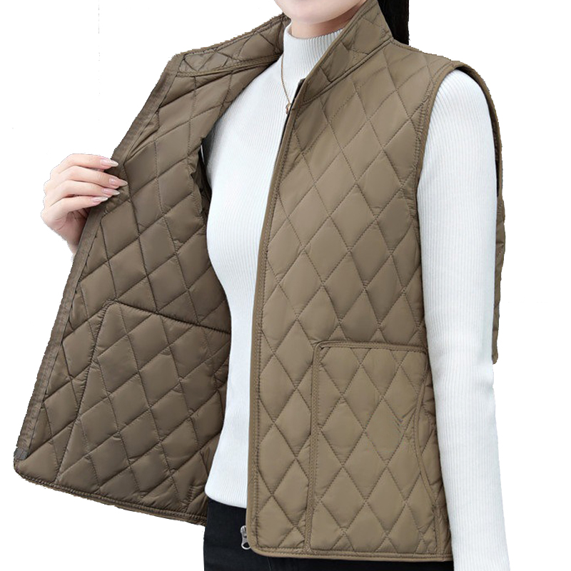 Stylish Casual Quilted Vest with Pockets - Versatile Lightweight Apparel, Modern Quilted Vest Zip-up Waistcoat Sleeveless Jacket with Sleek Finish