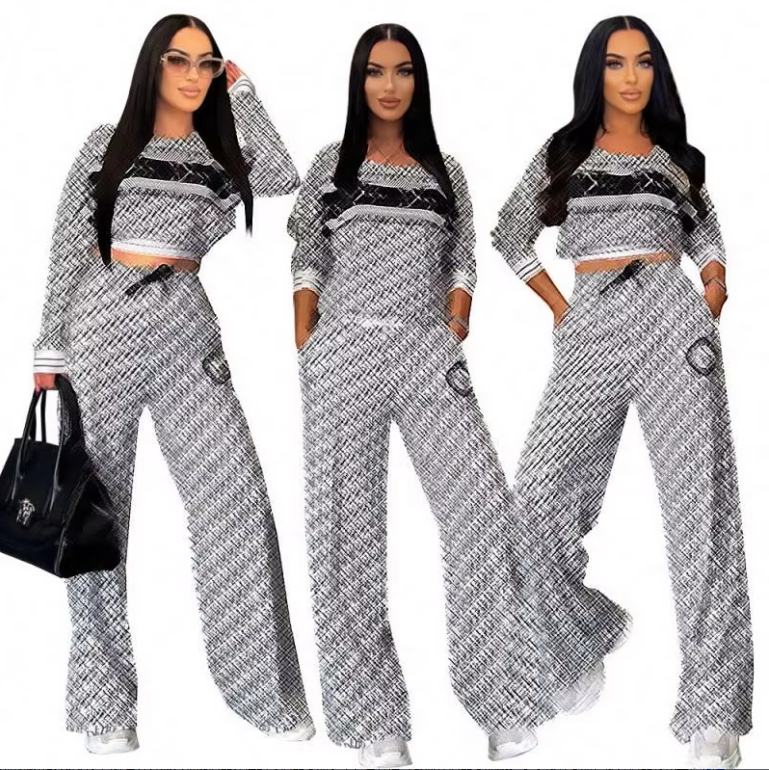 New Summer Ladies Luxury Clothing Designer Print Short Sleeve Shorts Set Famous Brand Women Casual 2 Piece Shorts Set