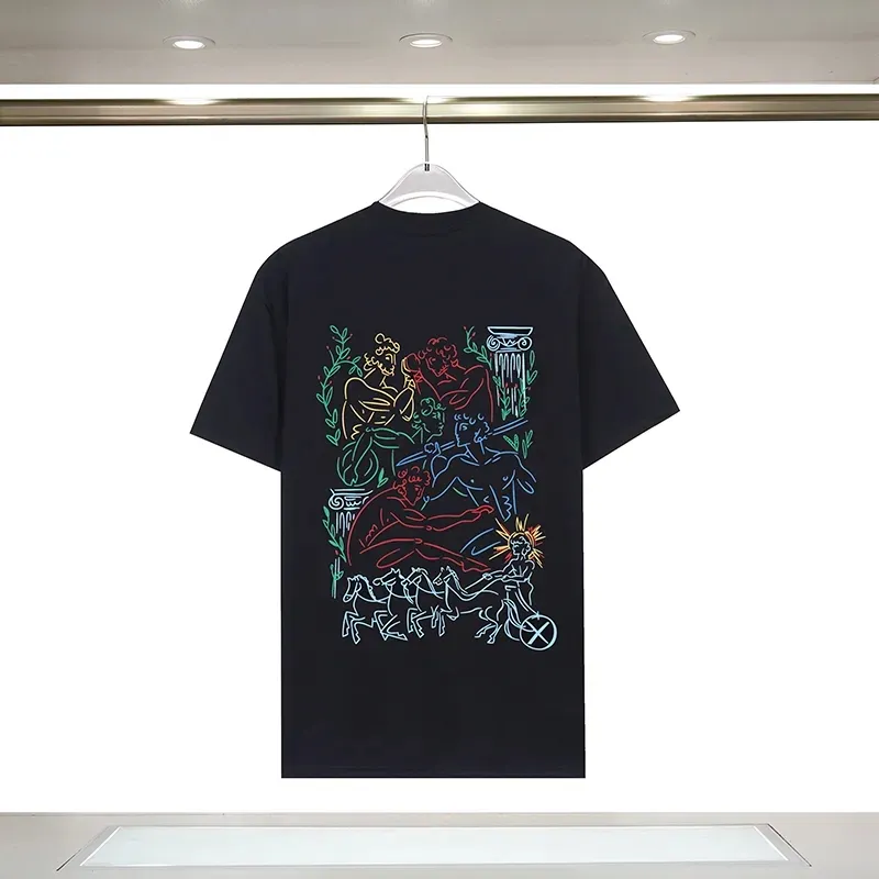 Luxury Designer T Shirt Men Women Fashion Tees Apparel Man Tops Round Neck Short Sleeves Casual Streetwear Clothing Stylish Look Summer Shirt