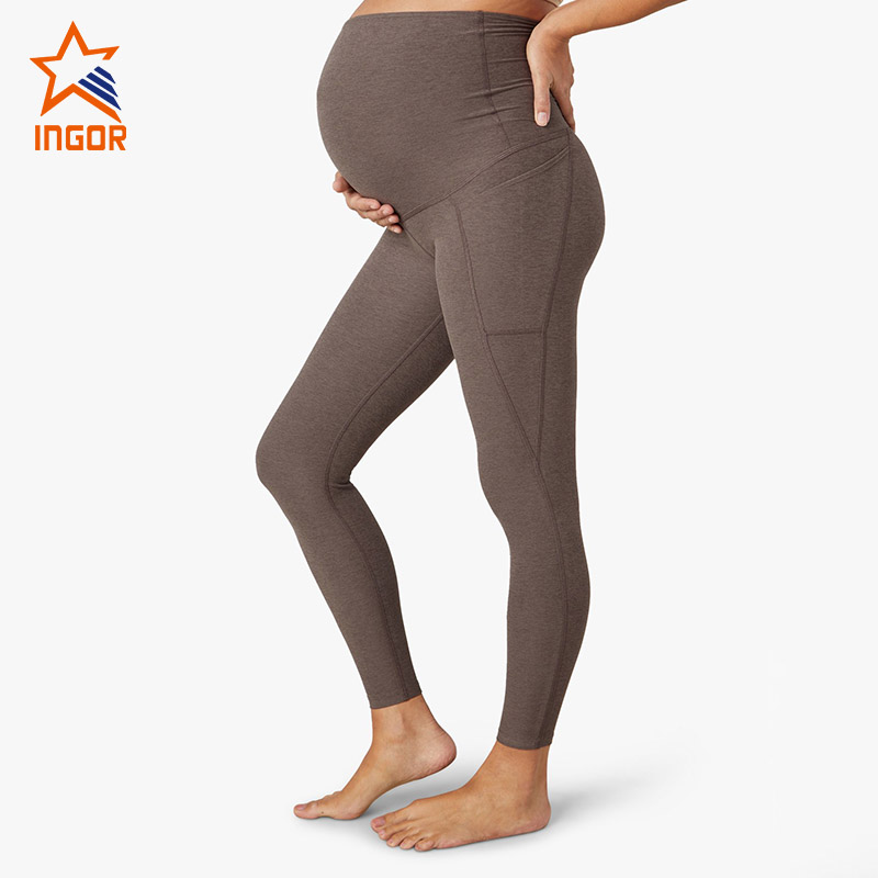 Maternity Legging Detail 2