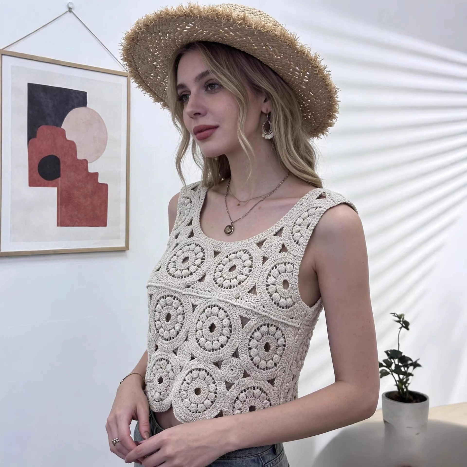 French-style Summer Woolen Short Open-knit Sweater Top 2026 Single-layer Or Layered With 3D Embroidery And Sweet Style