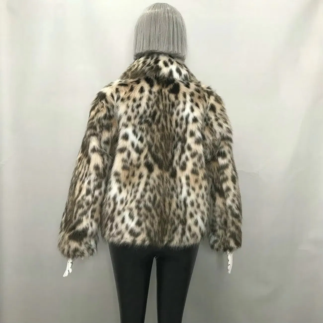 Apparel&AccessoriesWomen's ClothingWomen's Faux Fur CoatsWomen's Autumn and Winter New Fashion Joker Casual Faux Fur Effect Retro Lapel Long-sleeved Women'