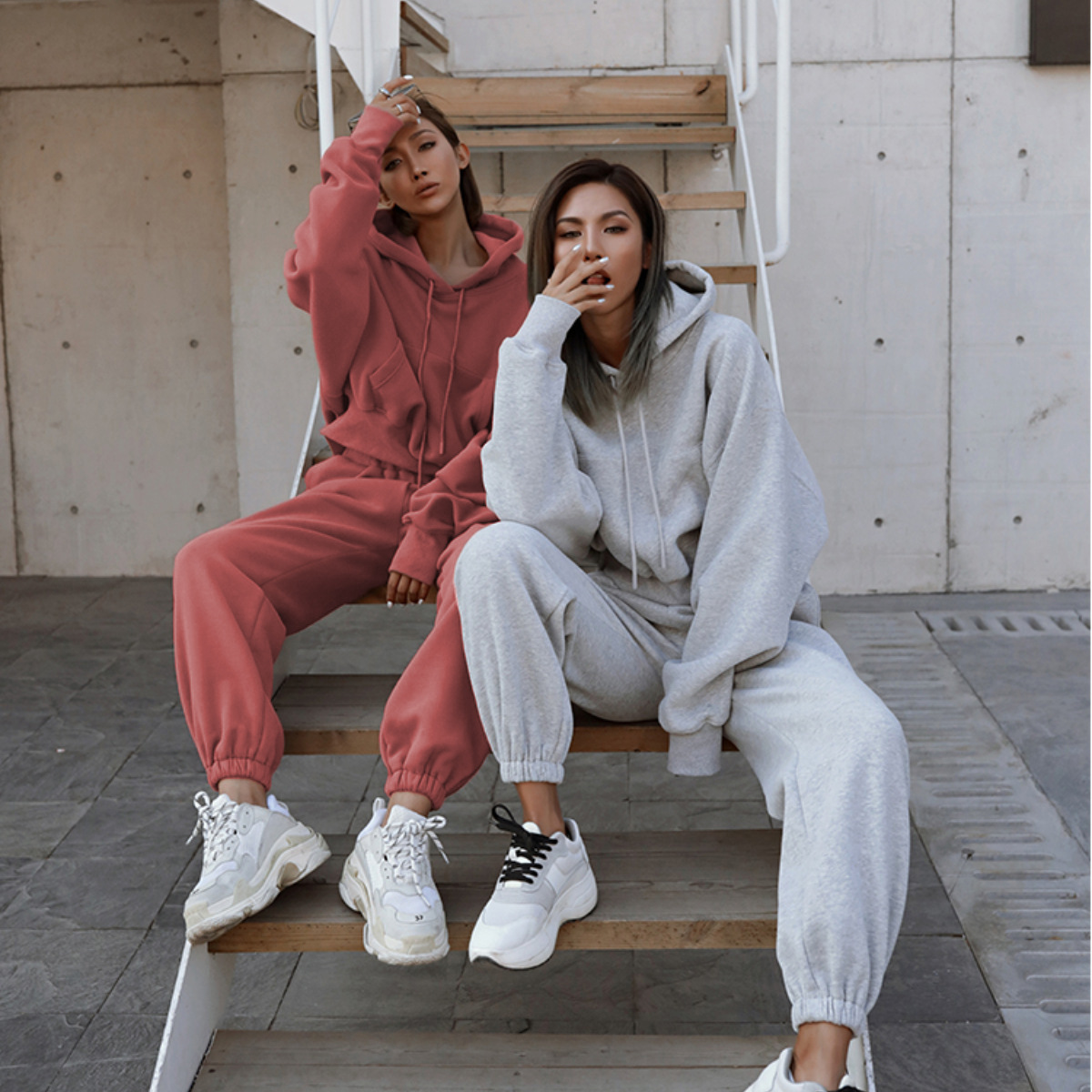 Women's Vintage Cozy Athleisure Set Tracksuits Sweatsuit