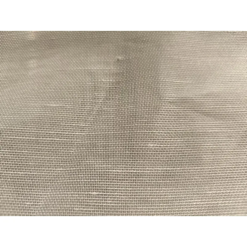 Hypoallergenic & Skin-Friendly - Silk Fabric