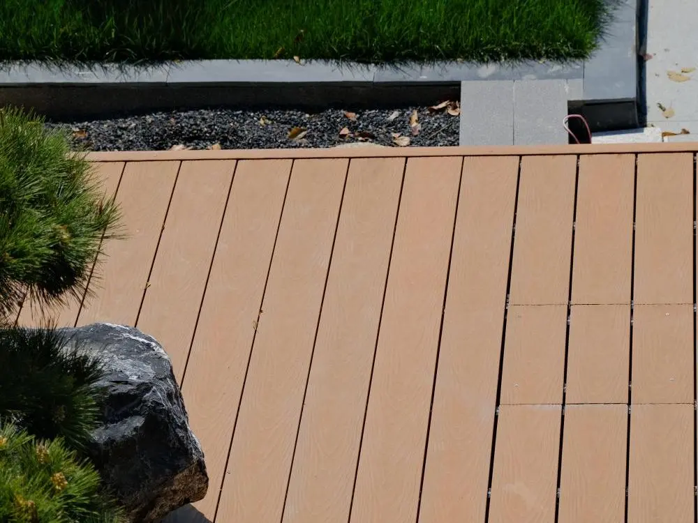 Co-Extruded Wood Application 9