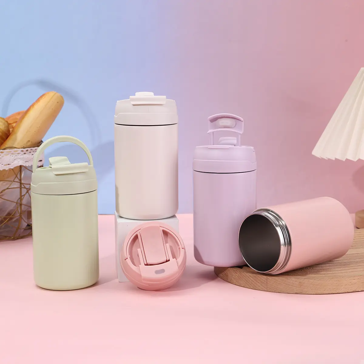 China Double Layer 500ML Insulated Vacuum Coffee Mug with Lid and Handle Manufacturers, Supplier