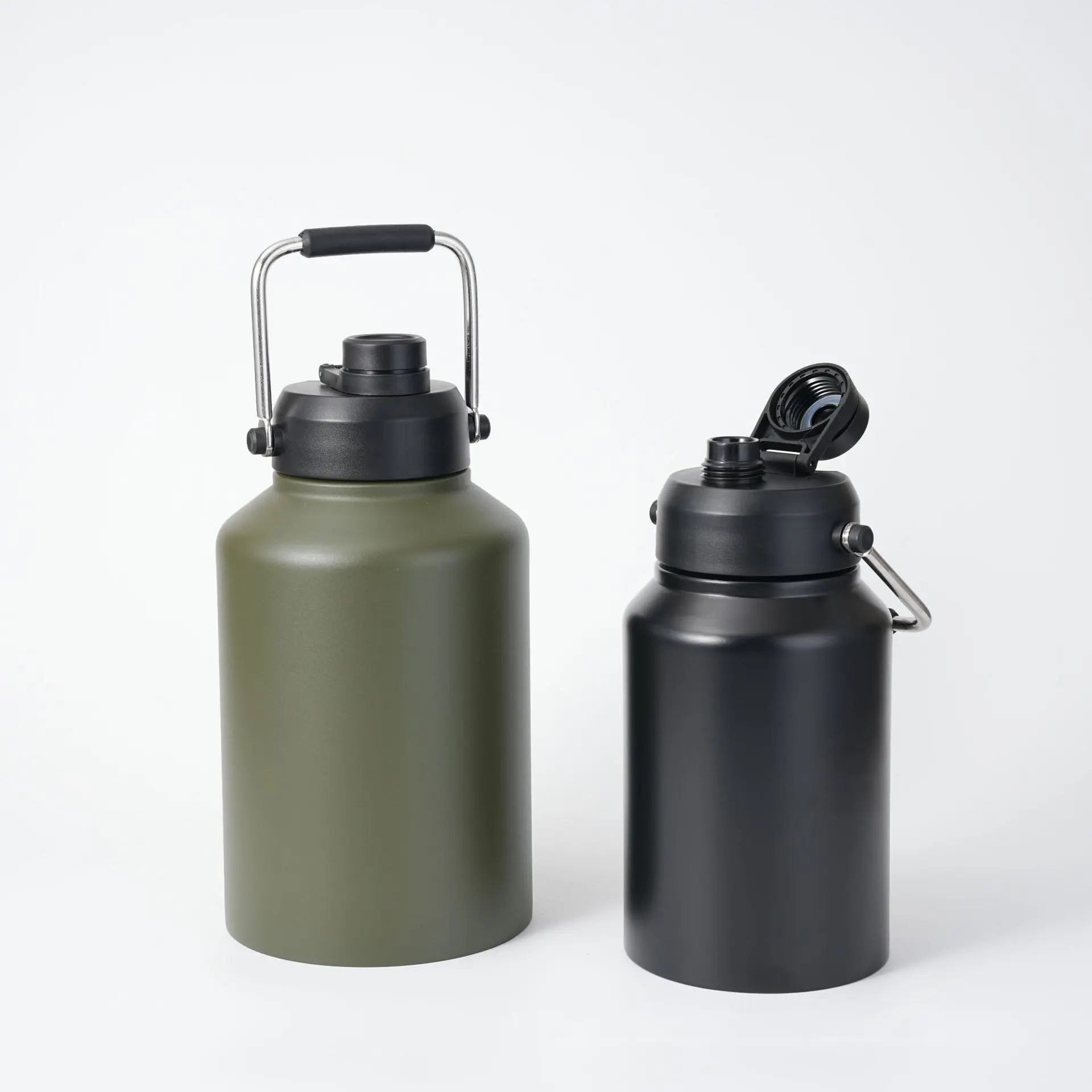 Wholesale Large Capacity 64oz Double Wall Vacuum Insulated Sports Water Bottle for Camping Manufacturers, Manufacturer