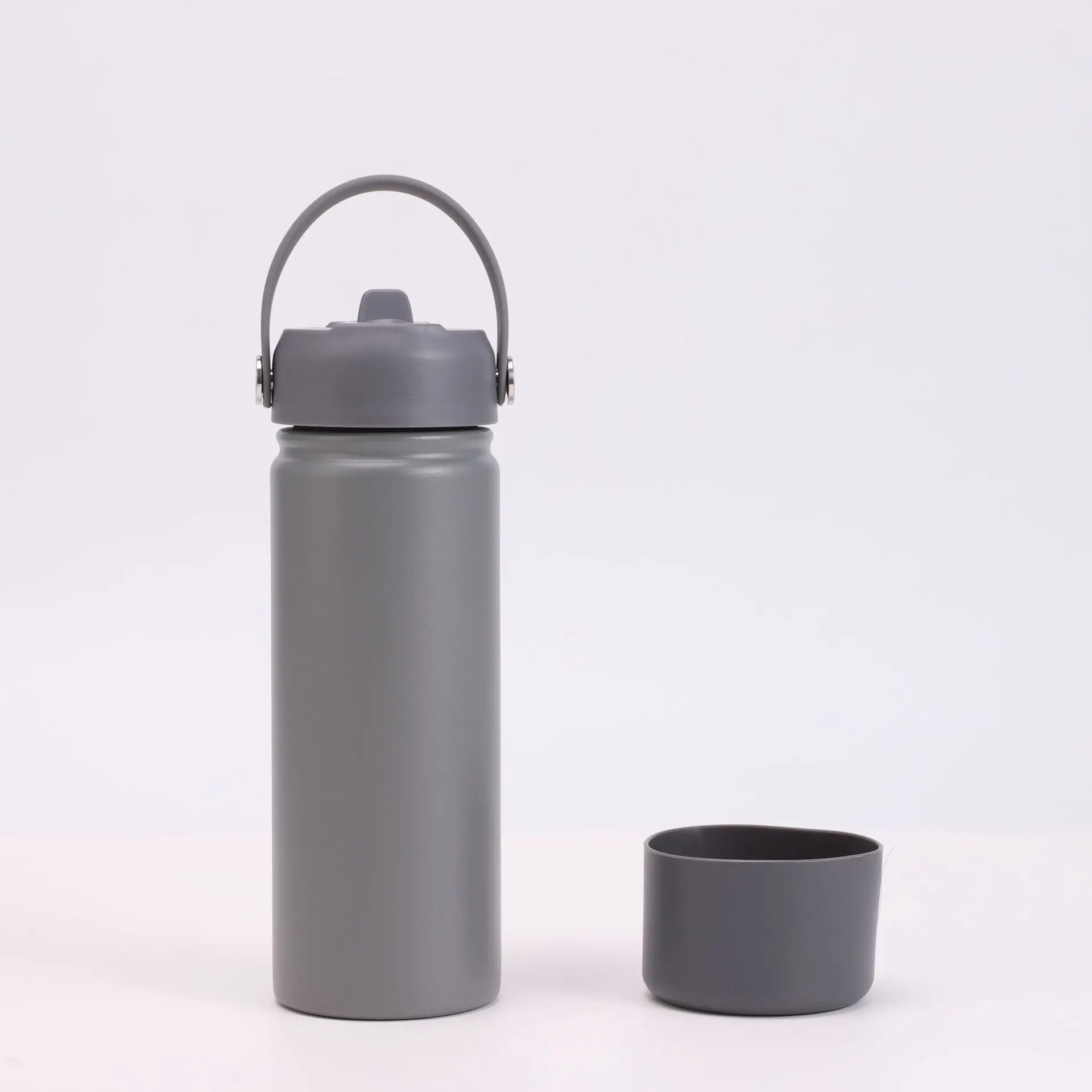 Wholesale Reusable 21oz Stainless Steel Insulated Metal Water Bottles with Straw Lid Supplier, Suppliers