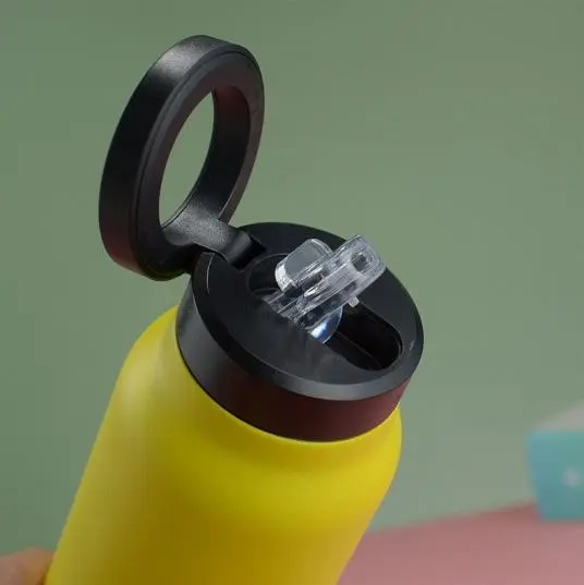 Built-in Straw
