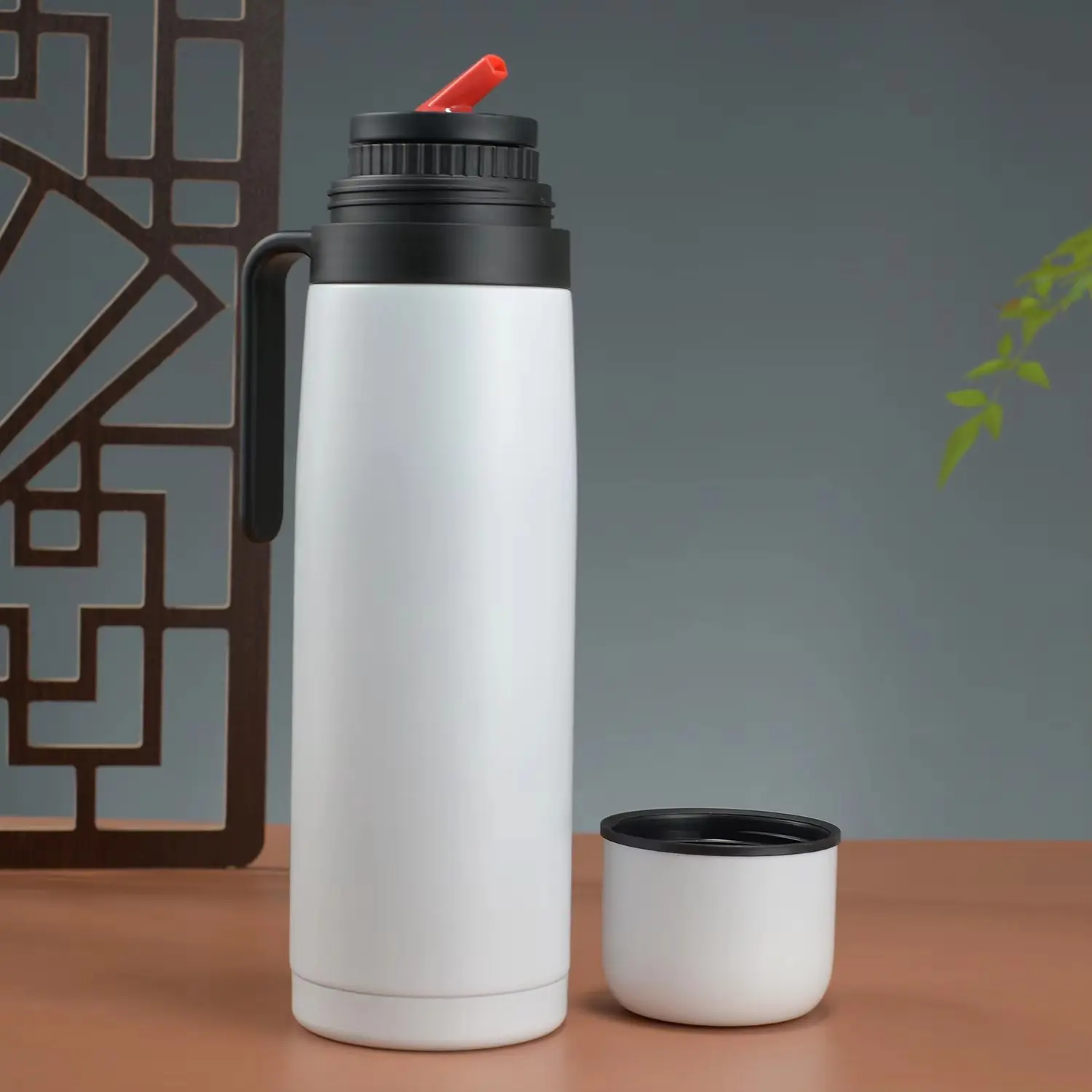 Clever Design Straw Lid
