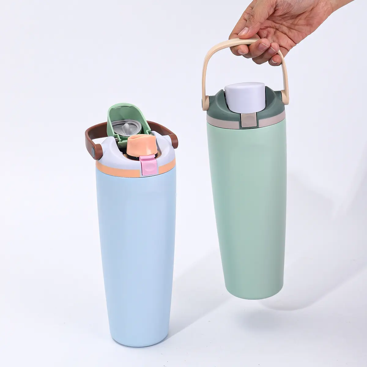 Wholesale Insulated Stainless Steel Freesip Water Bottle with Two-Way Drinking Lid Supplier, Factories
