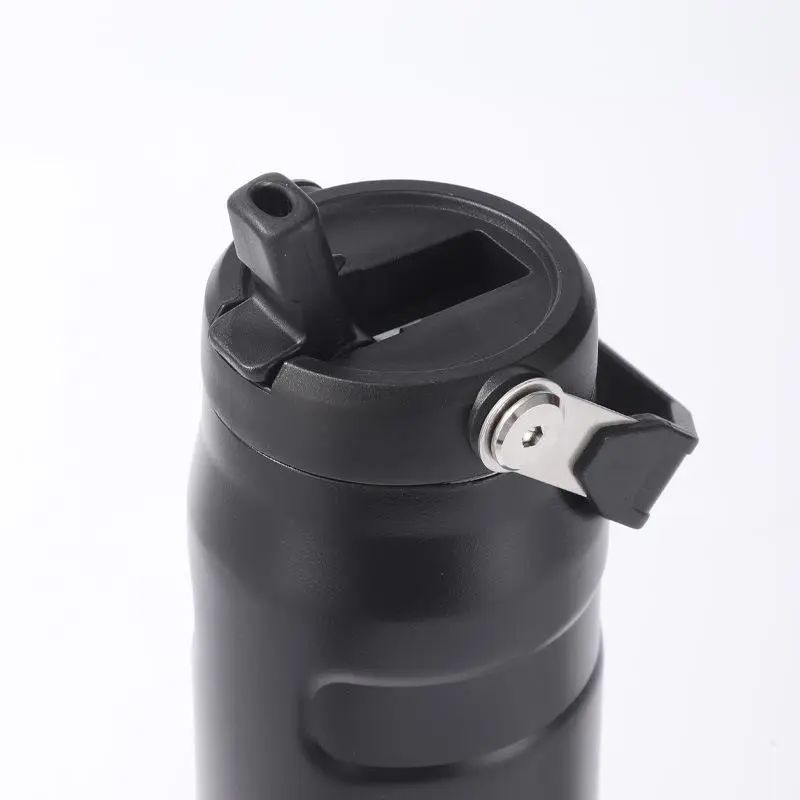 Straw Lid Bottle