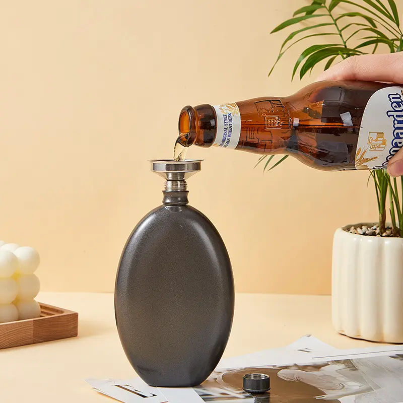 Wholesale Colorful 3oz/5oz Stainless Steel Whiskey Water Bottle Portable Custom Logo Hip Flask for Gift Manufacturers, Suppliers
