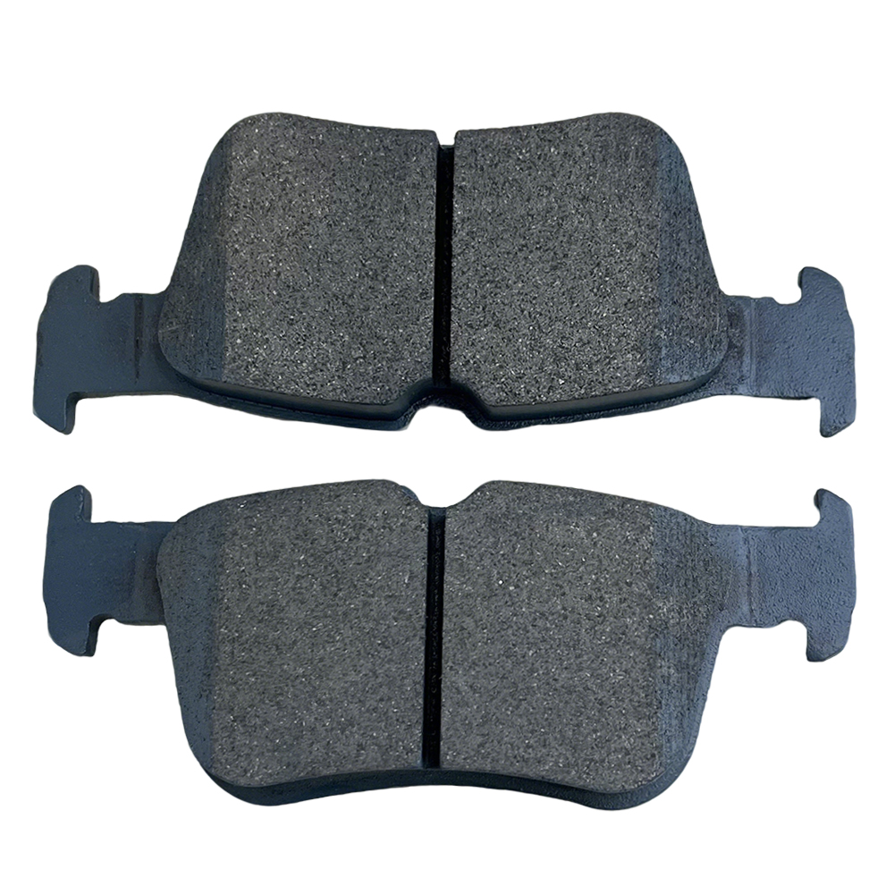 Premium Quality Low-Metallic Brake Pads Noiseless Low Dust Auto Brake System Parts ECE R90 ISO Certified Manufacturer