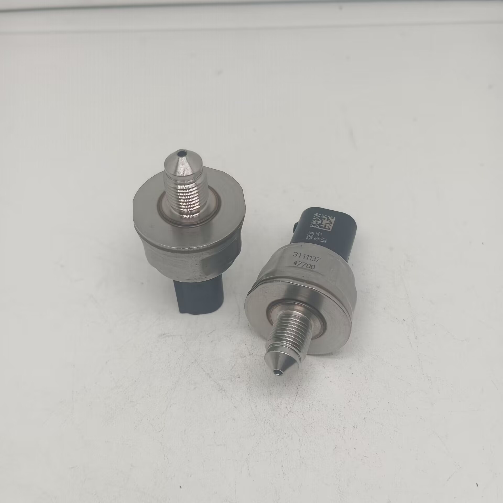 55PP20-02 Pressure Sensor Electronic Components Auto Parts-OLIVER Car Fitment Direct From Manufacturer with Quality Assurance